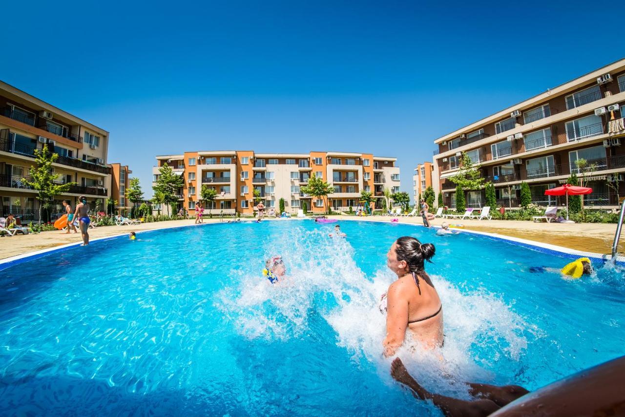 Waterpark Fort Apartments Sluneční pobřeží Exteriér fotografie